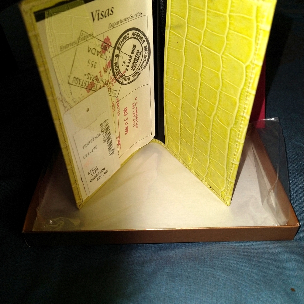 Passport book BOSCA NWT